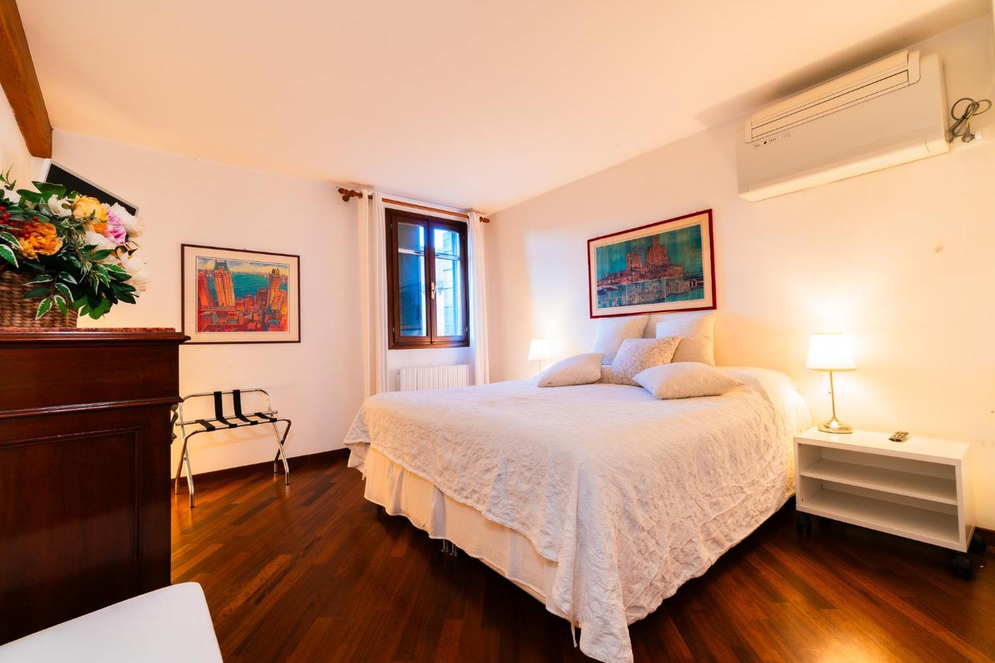 Elegant Terrace Apartment Near Piazza San Marco Last Floor No Lift Venecia Exterior foto