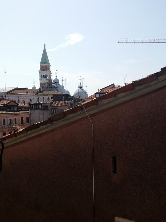 Elegant Terrace Apartment Near Piazza San Marco Last Floor No Lift Venecia Exterior foto