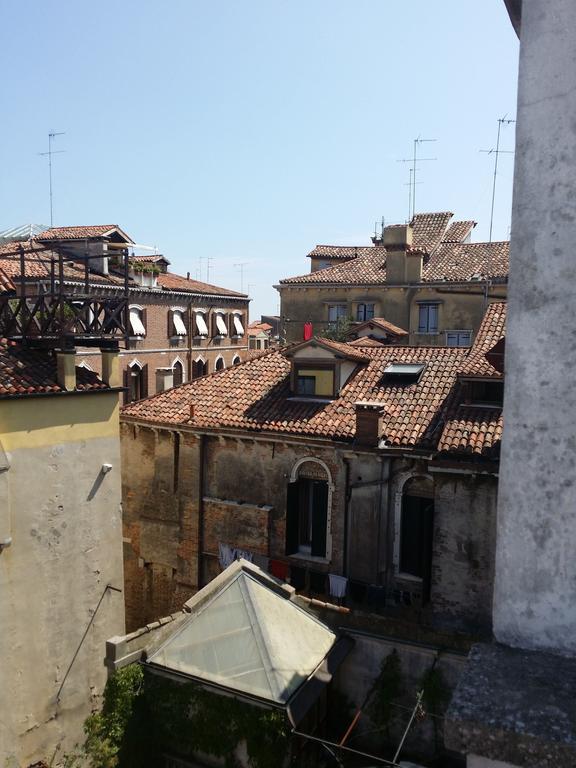 Elegant Terrace Apartment Near Piazza San Marco Last Floor No Lift Venecia Exterior foto