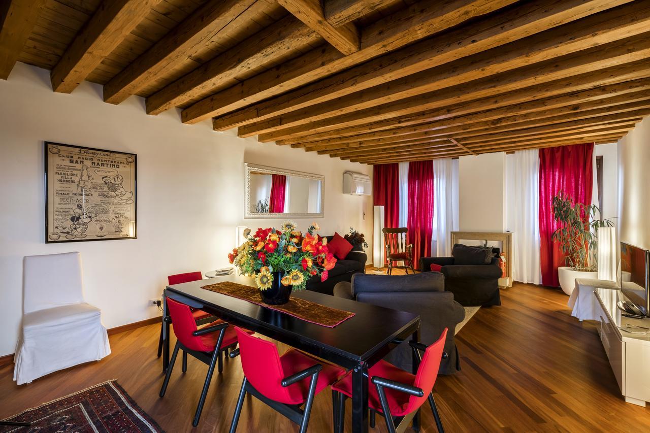 Elegant Terrace Apartment Near Piazza San Marco Last Floor No Lift Venecia Exterior foto
