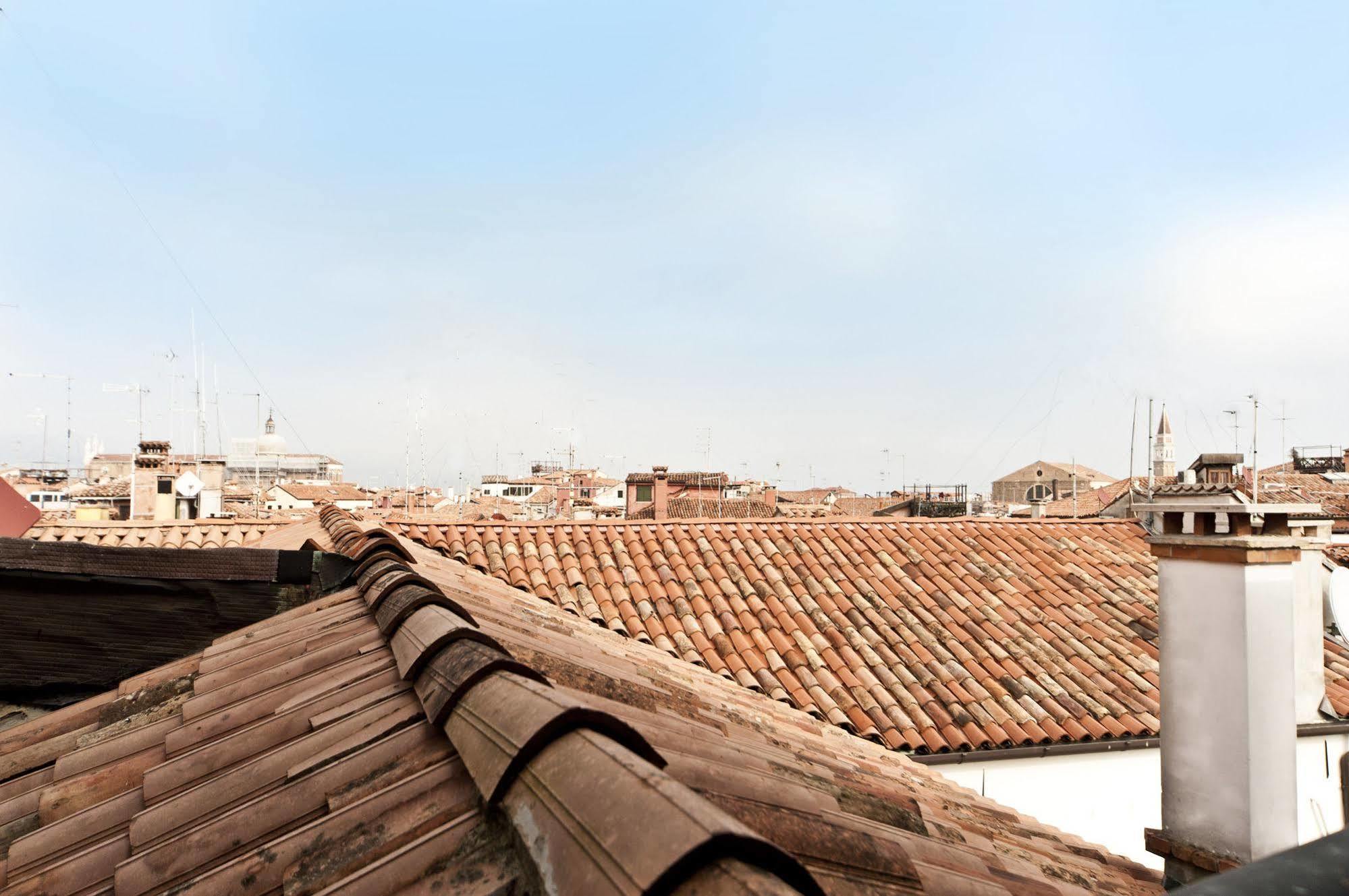 Elegant Terrace Apartment Near Piazza San Marco Last Floor No Lift Venecia Exterior foto