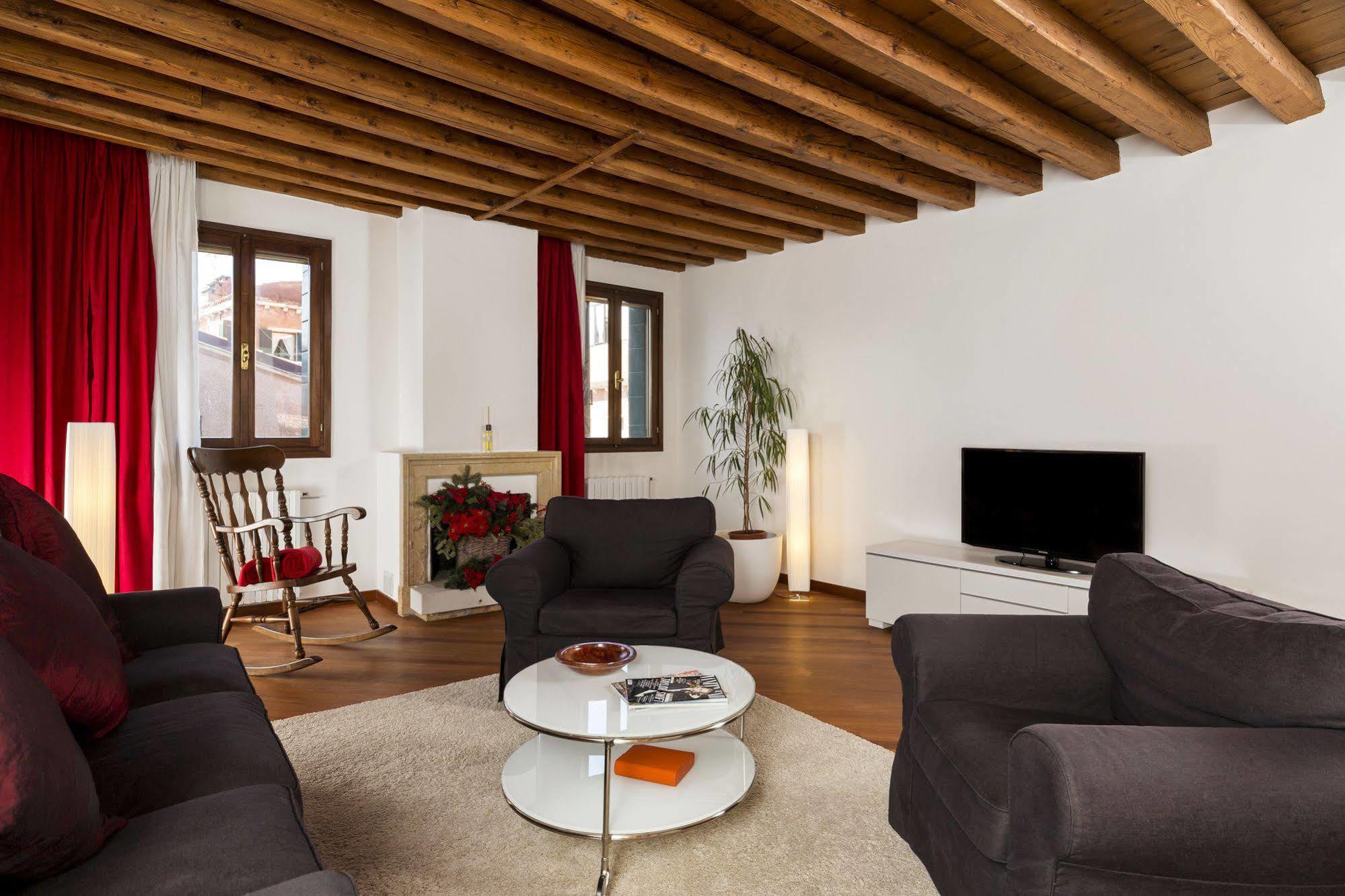 Elegant Terrace Apartment Near Piazza San Marco Last Floor No Lift Venecia Exterior foto