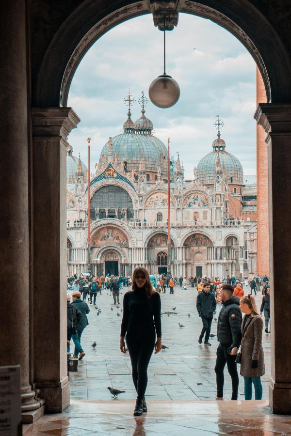 Elegant Terrace Apartment Near Piazza San Marco Last Floor No Lift Venecia Exterior foto